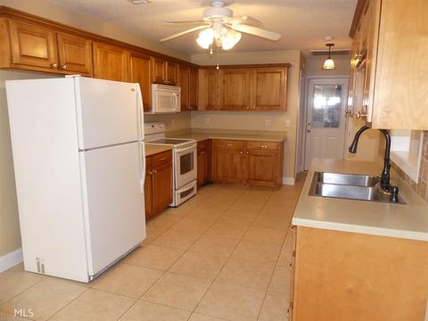 103 Mcvey Trl, Centerville, GA 31028 photo 9