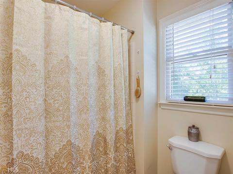 122 View Pointe Dr, Lagrange, GA 30241 photo 4