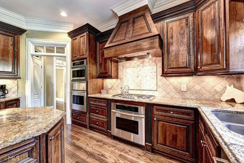 8230 Prestwick Cir, Duluth, GA 30097 photo 17