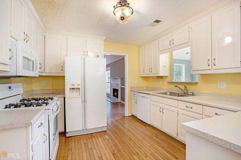 100 Pates Lk, Hampton, GA 30228 photo 2