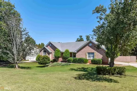 100 Pates Lake Dr, Hampton, GA 30228 photo 7