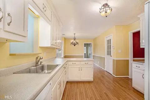 100 Pates Lake Dr, Hampton, GA 30228 photo 14