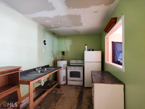 2680 Lake Harbin Rd, Morrow, GA 30260 photo 9