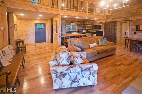 446 Walnut Grove Ln, Tiger, GA 30576 photo 6