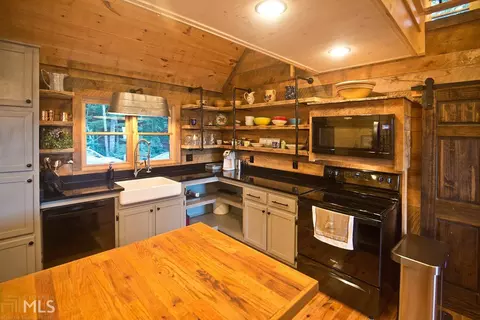 446 Walnut Grove Ln, Tiger, GA 30576 photo 8