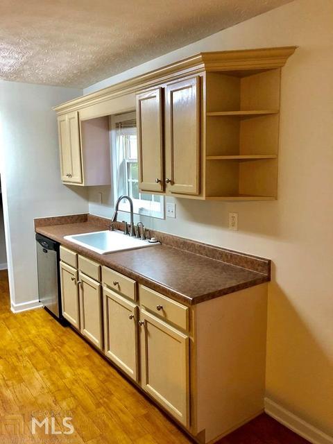 402 Northwoods Dr, Lagrange, GA 30241 photo 8