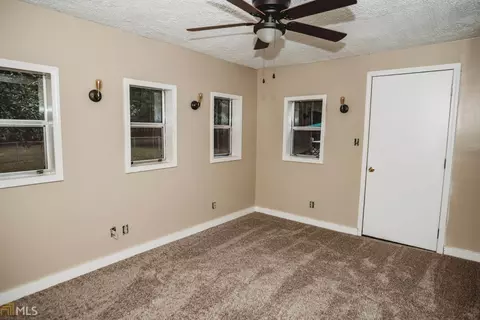 195 Glen Echo Dr, Jackson, GA 30233 photo 21