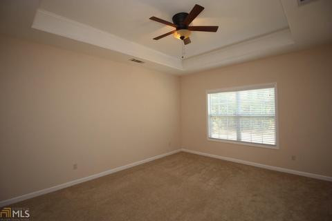 214 N Pointe Dr, Lagrange, GA 30241 photo 8