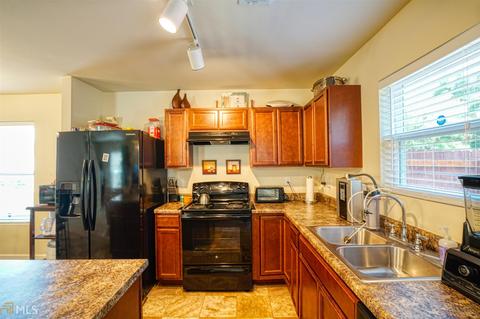 305 Crestield Cir, Covington, GA 30016 photo 15