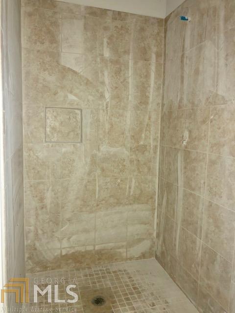 241 Dixon Cir, Williamson, GA 30292 photo 5