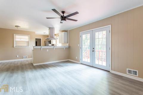 917 Laurel St, Morrow, GA 30260 photo 6