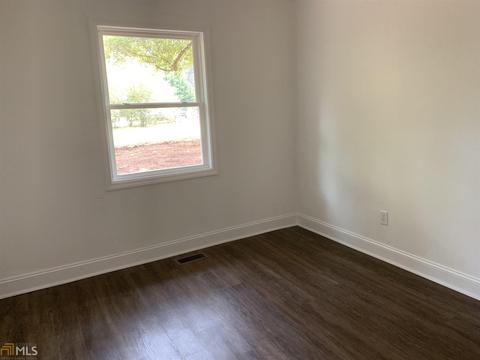 703 Old Camp Creek Rd, Cornelia, GA 30531 photo 8