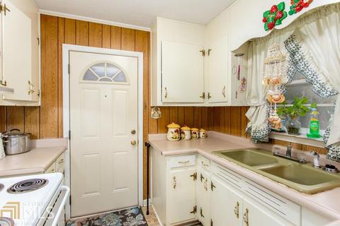 268 Hickory Cir, Toccoa, GA 30577 photo 9