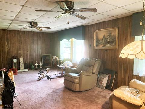 5851 Ronnie Dr, Rex, GA 30273 photo 4