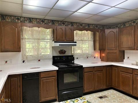5851 Ronnie Dr, Rex, GA 30273 photo 7