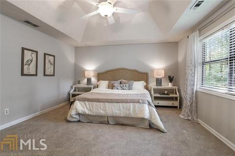 1832 D Youville Ln, Chamblee, GA 30341 photo 12