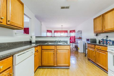 299 Kimberwick Dr, Hampton, GA 30228 photo 17