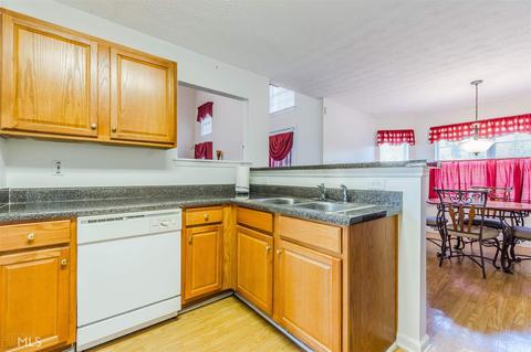 299 Kimberwick Dr, Hampton, GA 30228 photo 18