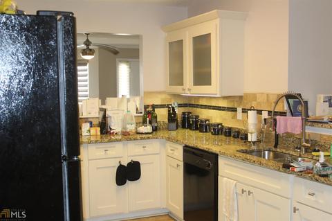 1588 April Ln, Morrow, GA 30260 photo 10