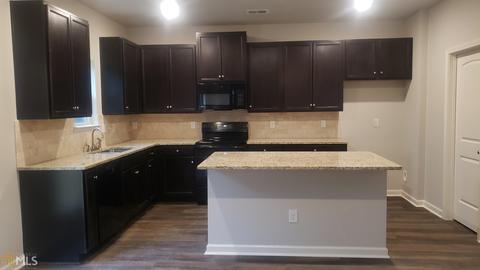 6767 Wolfe Ct, Rex, GA 30273 photo 9