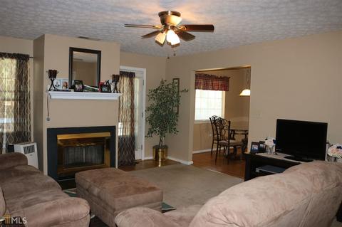 120 Rolling Ridge Dr, Covington, GA 30016 photo 2