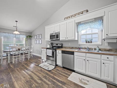367 Embassy Dr, Winder, GA 30680 photo 10