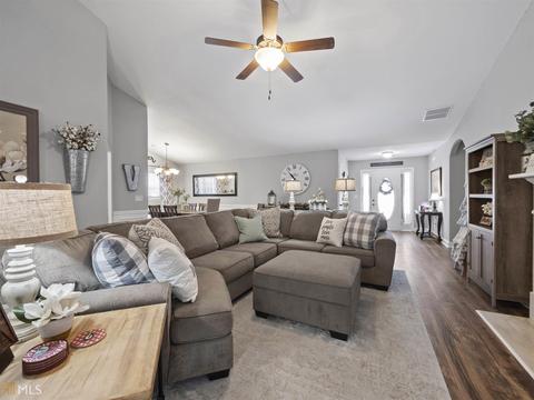 367 Embassy Dr, Winder, GA 30680 photo 7