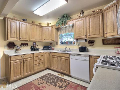 209 Suttles Dr, Martin, GA 30557 photo 8