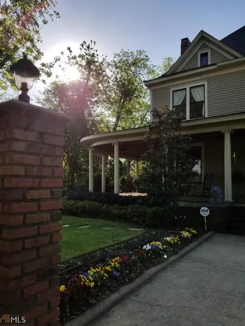 85 N Center St, Winder, GA 30680 photo 8