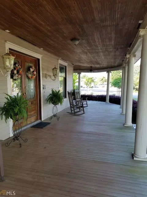 85 N Center St, Winder, GA 30680 photo 7