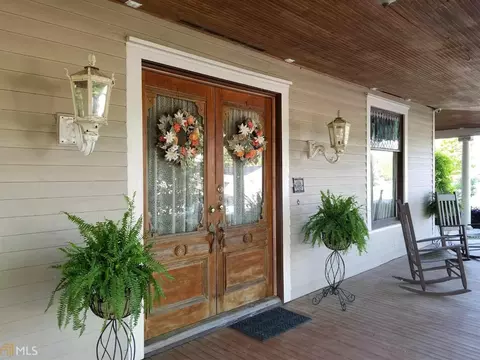 85 N Center St, Winder, GA 30680 photo 5