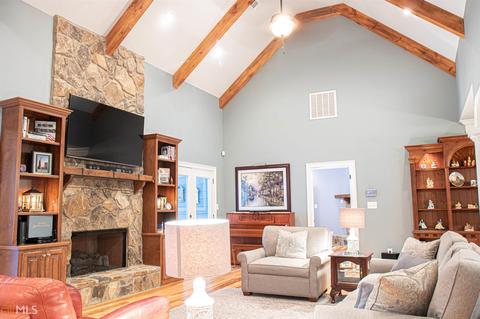 504 Crescent Dr, Forsyth, GA 31029 photo 8