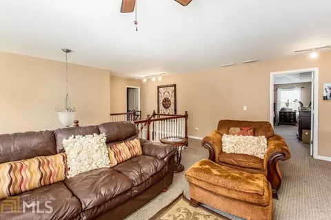 5609 Dendy Trce, Fairburn, GA 30213 photo 13