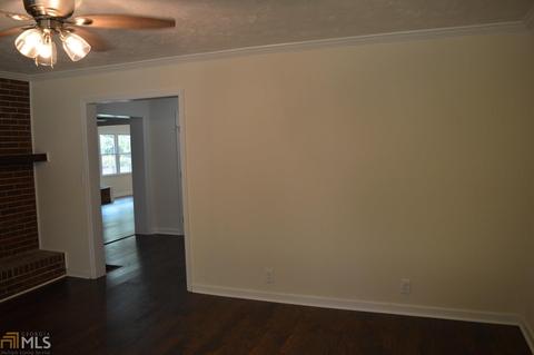 42 Willis Dr, Lagrange, GA 30241 photo 6