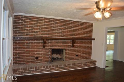42 Willis Dr, Lagrange, GA 30241 photo 5