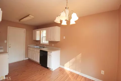 101 Hampton Green Dr, Lagrange, GA 30240 photo 2