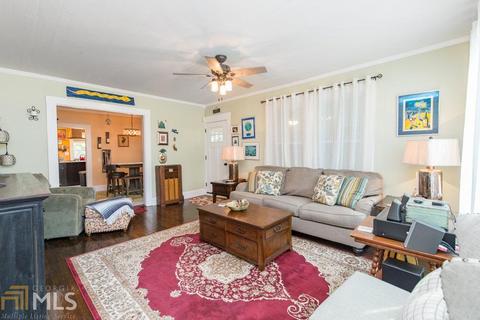 46 E New St, Winder, GA 30680 photo 5