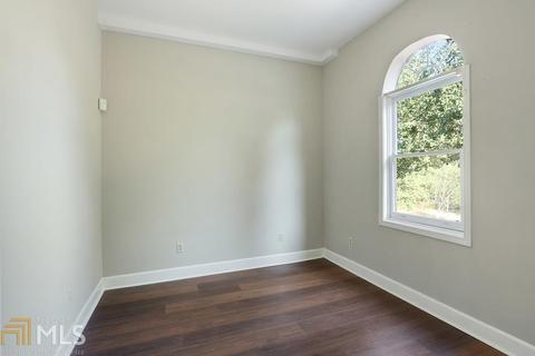 4380 Danforth Rd, Atlanta, GA 30331 photo 3