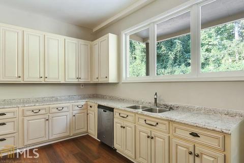 4380 Danforth Rd, Atlanta, GA 30331 photo 14