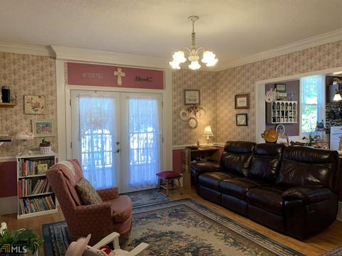 105 Bowden St, Commerce, GA 30529 photo 11