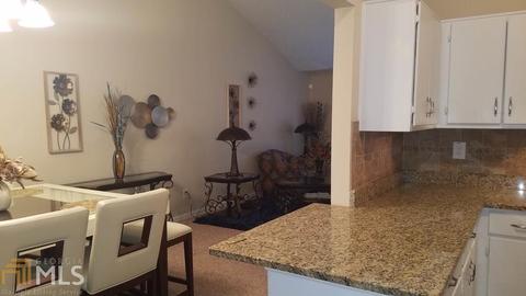 3165 Chippewa Dr, Rex, GA 30273 photo 4