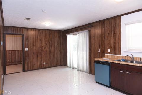 6065 Fieldcrest Dr, Morrow, GA 30260 photo 9