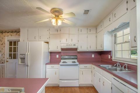 10 Hoglen, Covington, GA 30016 photo 2
