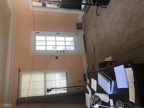 57 Gholston St, Comer, GA 30629 photo 4