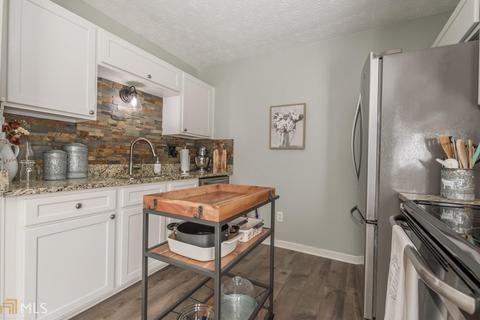 369 Walker Dr, Monroe, GA 30655 photo 6