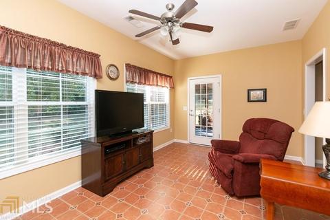 141 Carrington Dr, Commerce, GA 30529 photo 9