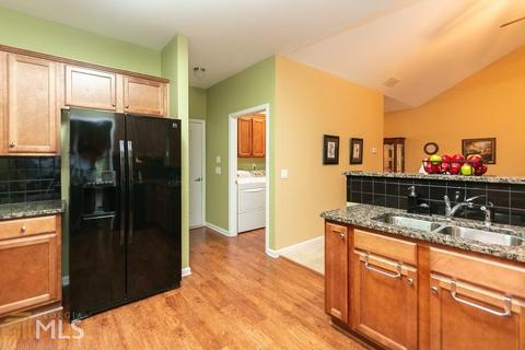 141 Carrington Dr, Commerce, GA 30529 photo 6
