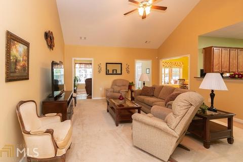 141 Carrington Dr, Commerce, GA 30529 photo 2