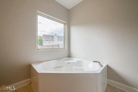 170 Jackson, Braselton, GA 30517 photo 4