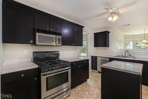 10801 Misty Mdws, Hampton, GA 30228 photo 2